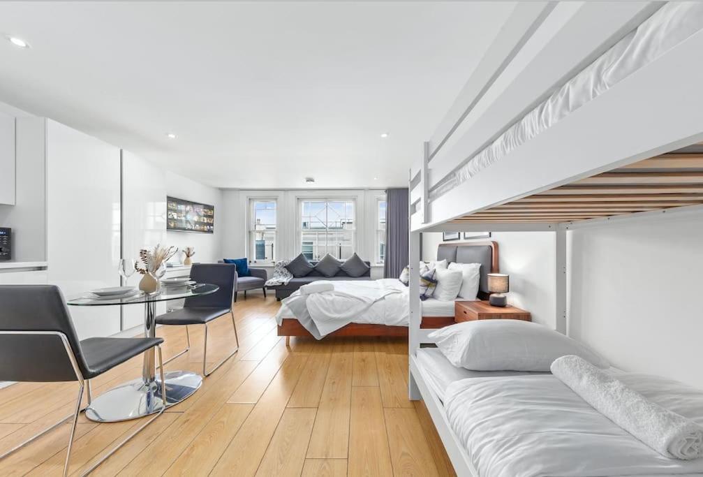 Spacious And Delightful Sleep 5 Piccadilly Vrc London Exterior photo