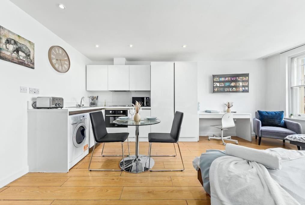 Spacious And Delightful Sleep 5 Piccadilly Vrc London Exterior photo