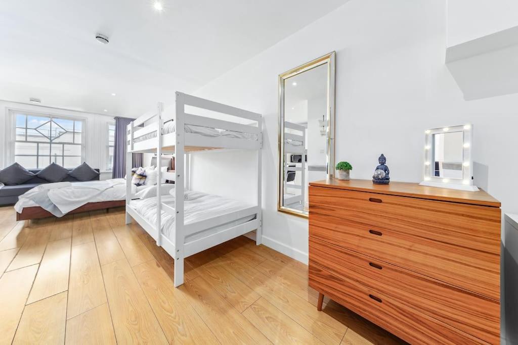 Spacious And Delightful Sleep 5 Piccadilly Vrc London Exterior photo