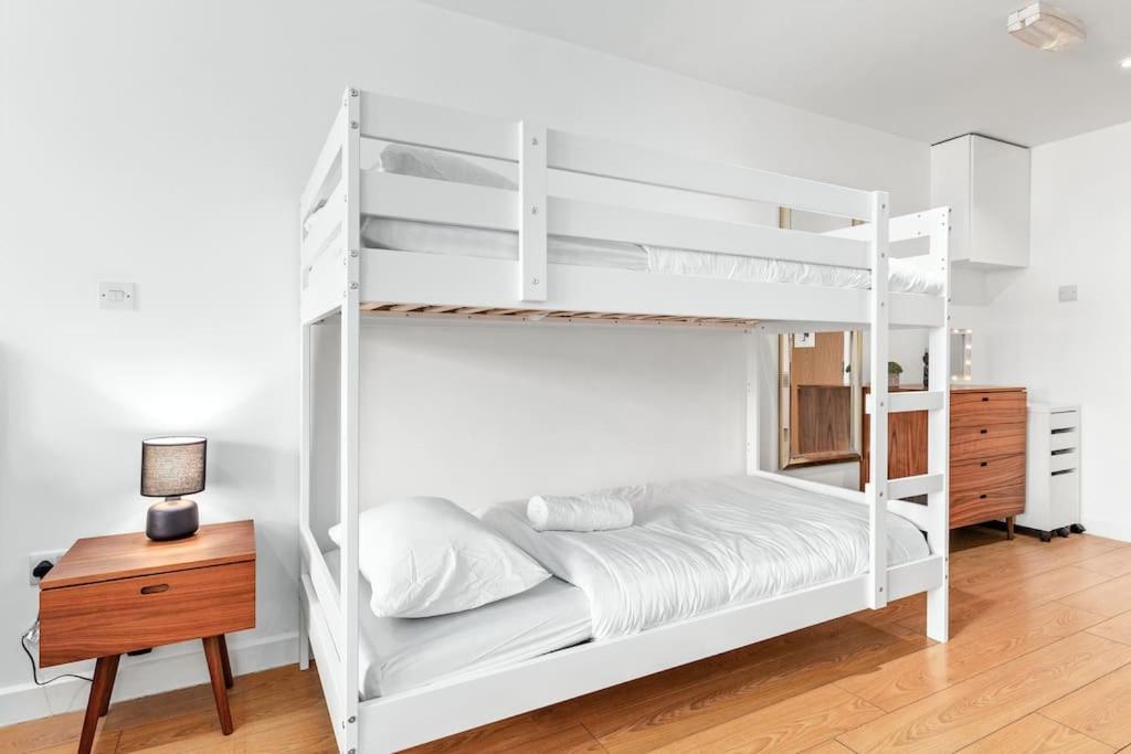 Spacious And Delightful Sleep 5 Piccadilly Vrc London Exterior photo